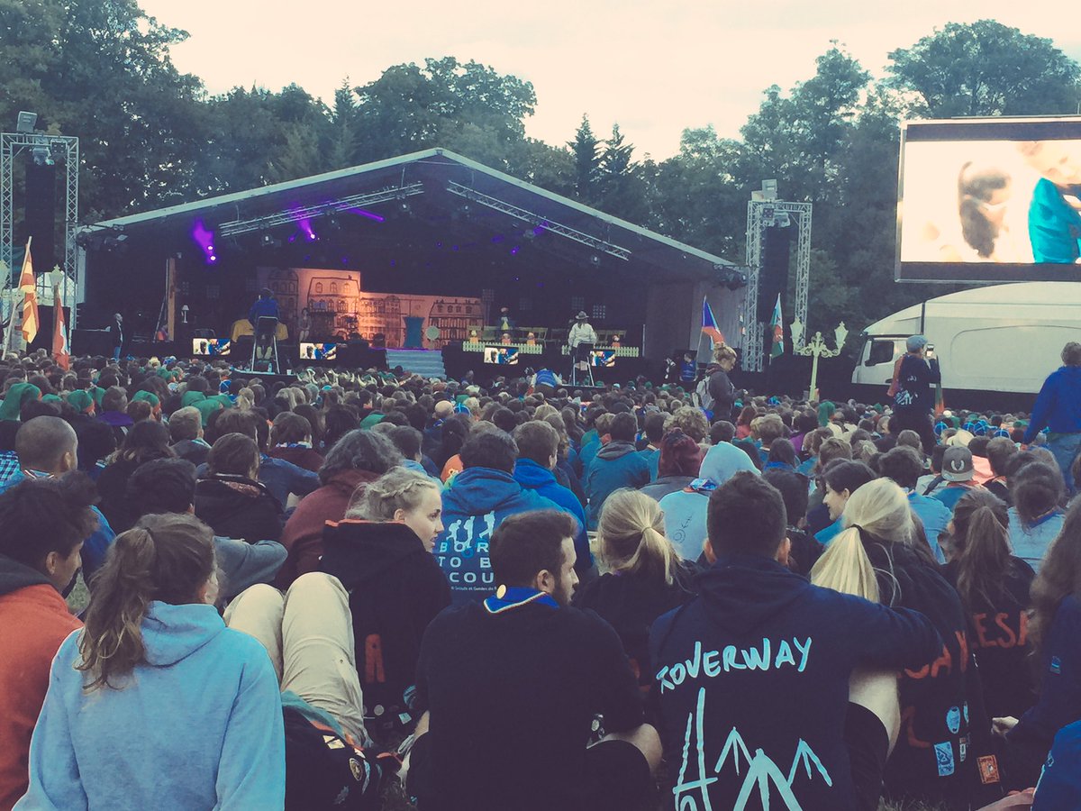 AhmadAlhendawi's tweet image. Will go on stage shortly to deliver the @UN SG's message to 5000 scouts gathered at the #Roverway2016. #YouthDay