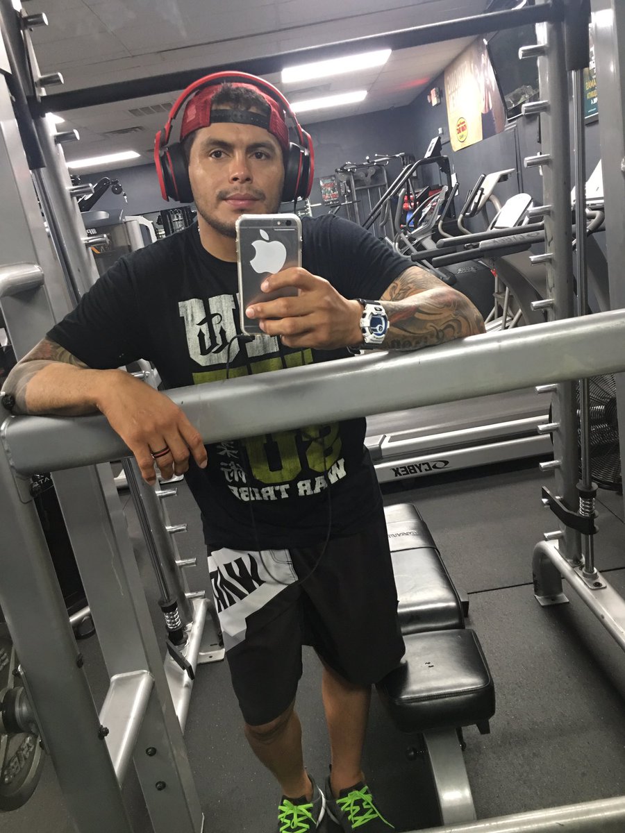 My day off but I can't been laying down 😁👍🏻 #Life #bless