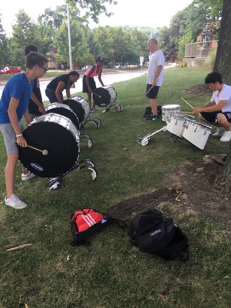 LSLTeachOne's tweet photo. Sure sign of school! Obama Academy Drum Line practice! #time4school! https://t.co/HMxnsaAVMK