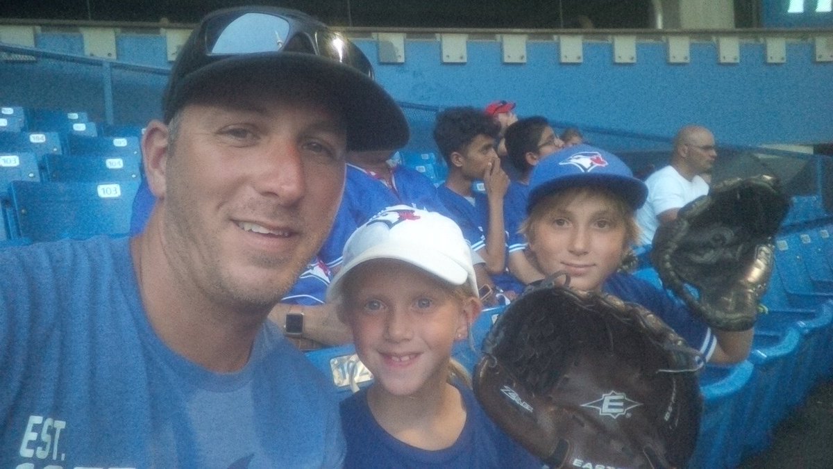 CarpentryProf's tweet photo. Ready for a home run!! #ournoment https://t.co/Ccx0zOGi43
