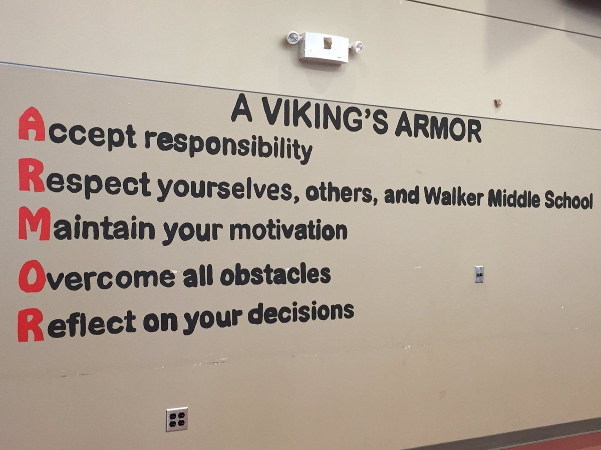 DrEdieSohigian's tweet photo. @walker_middle Meet the Teacher for sixth grade! Welcome new Vikings! @OCPSnews https://t.co/vjTohmbZv3