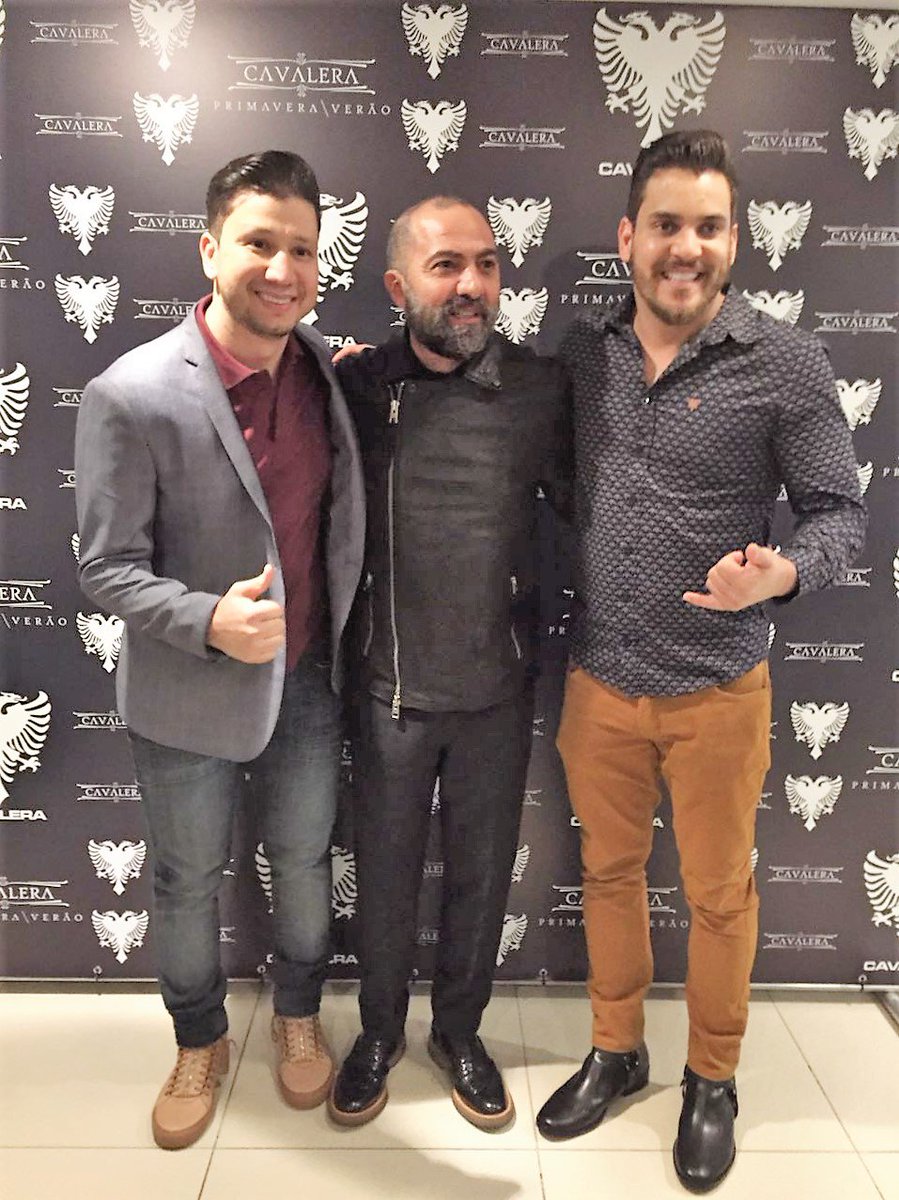 ClebereCauan's tweet photo. E o desfile ontem foi sensacional! Obrigado Cavalera! #NossaModaDeViola https://t.co/uBxzx0XSjp