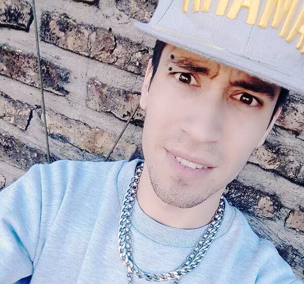 JackDeivid123's tweet photo. Hay Que Filmar Un Video Clip
"Mucho Más Que Amigos"
"Otra Mujer" "Tema Sin Estreno" https://t.co/wsla9ywWWo