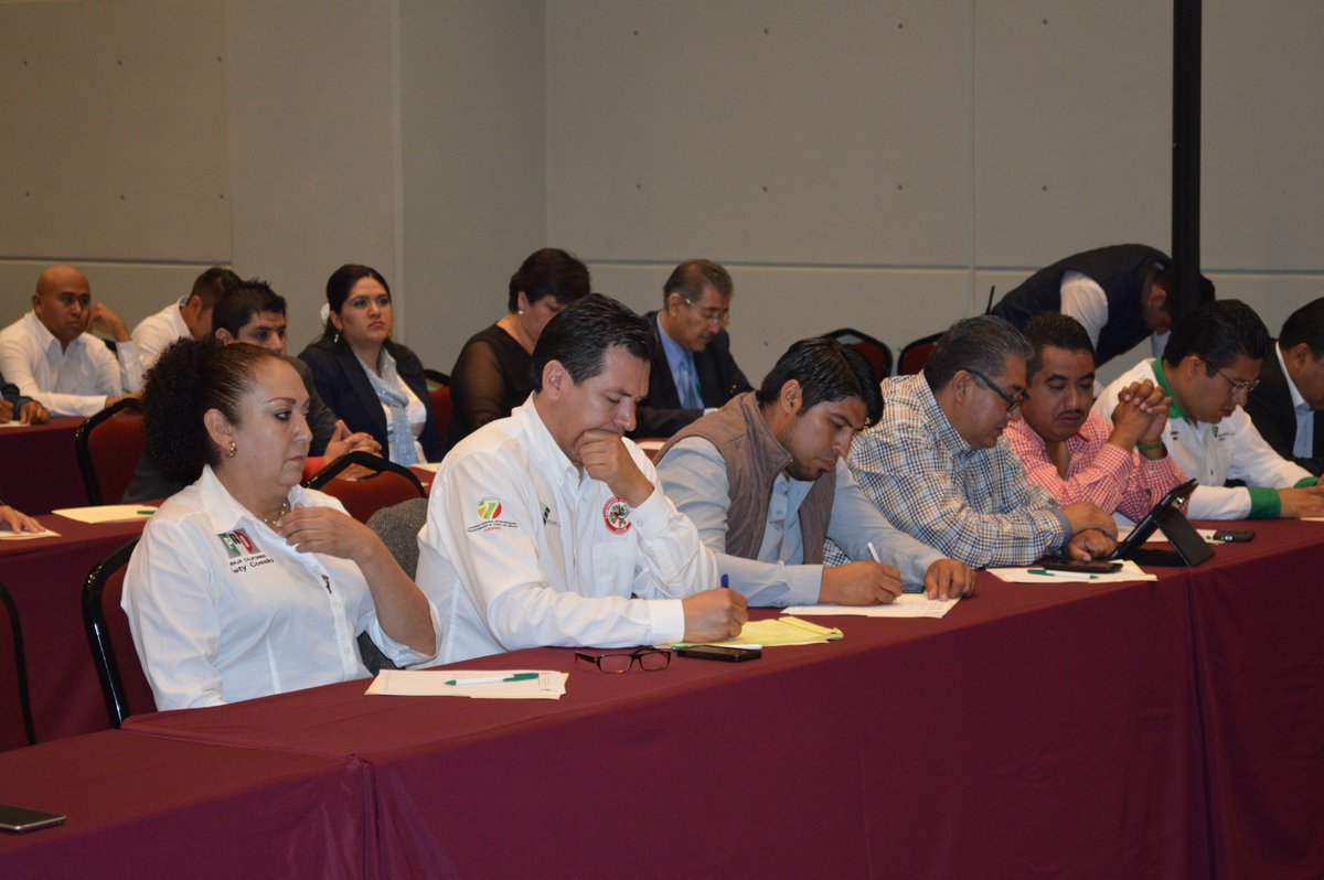 CNC_CEN's tweet photo. Sesión Ordinaria del Consejo Político Nacional de @FENAPROT_AC @ManuelCota #RumboAl78CongresoCNC en #Nayarit https://t.co/MP7KdSs5Qc