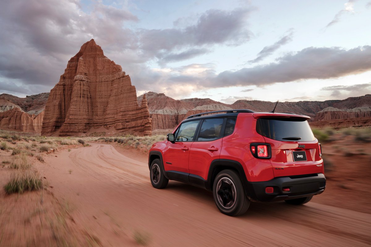 Jeep's tweet image. Here’s to those looking for a new kind of adventure. Experience it all with the Jeep Renegade.