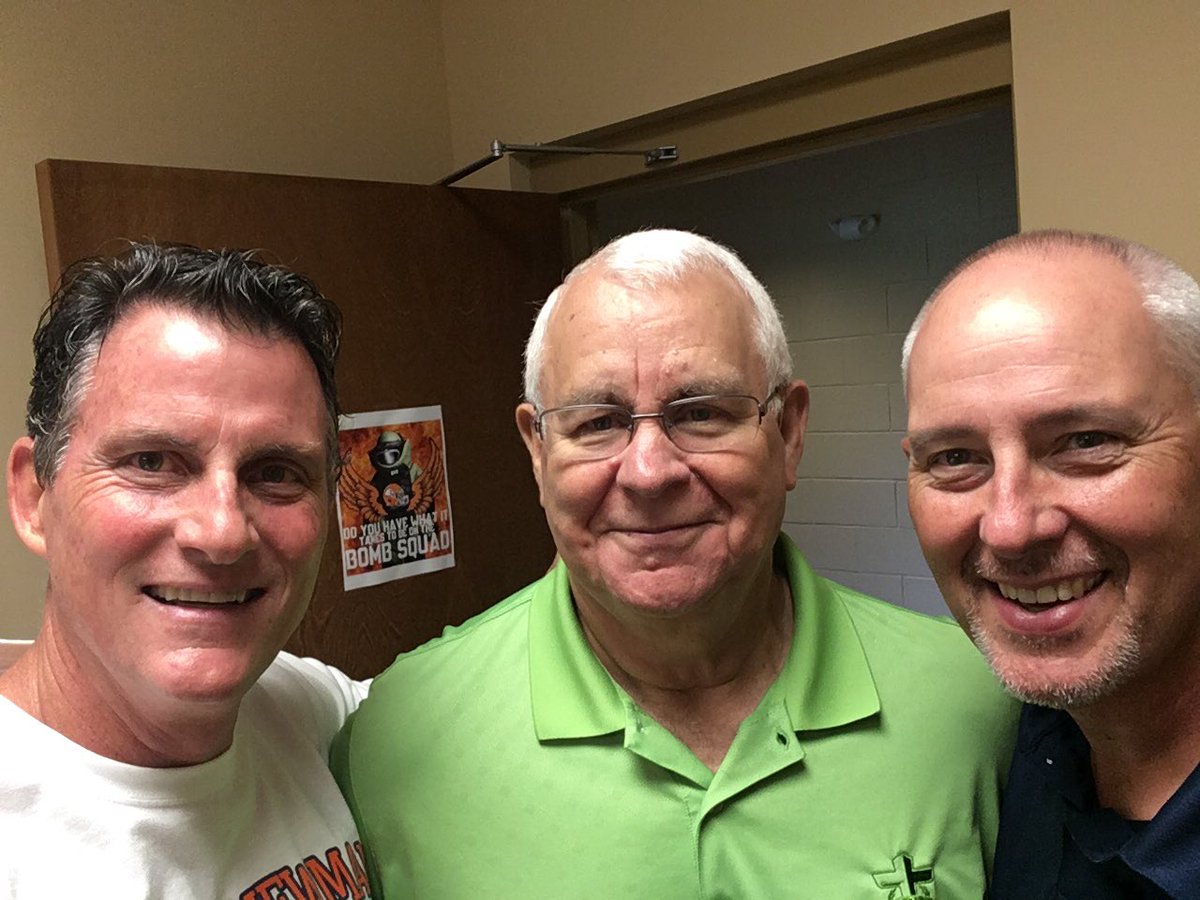 <a href="/knoxvillefca/">greaterknoxvillefca</a> Dean Craig &amp;  <a href="/LakewayFCA/">Lakeway FCA</a> Marty Blakely &amp; 1 of the best speakers around - <a href="/quietsandalfeet/">Ken Smith</a> Ken Smith.