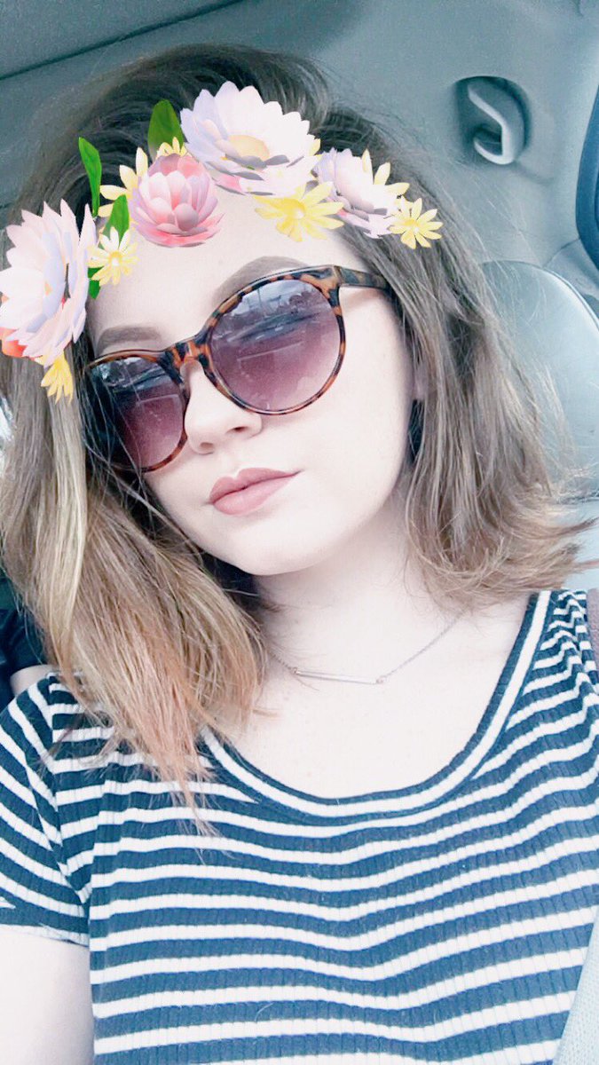 SDKatey's tweet image. Ayyo✨💞 #SelfieForSDK