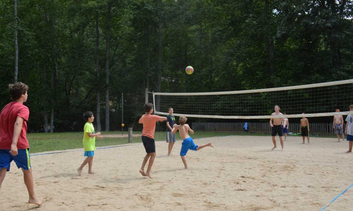 CampHighlander's tweet photo. Future Olympians? It's possible! #beachvolleyball #campers #volleyball #summercamp #camphighlander https://t.co/I9H4wnnTVz