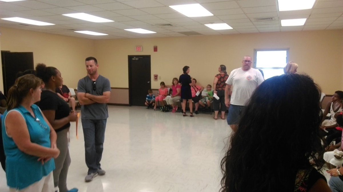 Springfield Middle Meet &amp; Greet at Noland Village CC #wcpsmd