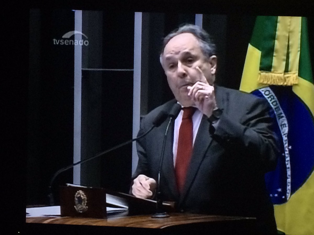 Hendrix_Careta's tweet photo. Dom q ñ é praticado se perde!
Cristovam perdeu a feição política e democrática!
#BalcaoDoImpeachment
#Olimpeachment https://t.co/m8b4U6z3Zr