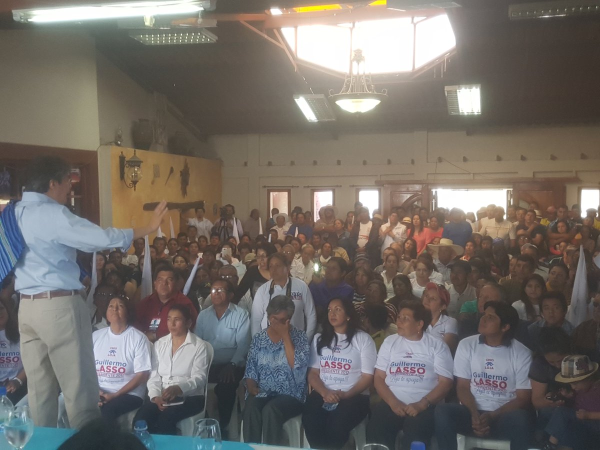 CesarMongeO's tweet photo. Continuamos con el recorrido por los cantones de Loja. Con los dirigentes en Celica trabajando juntos por el cambio https://t.co/R864qbV865