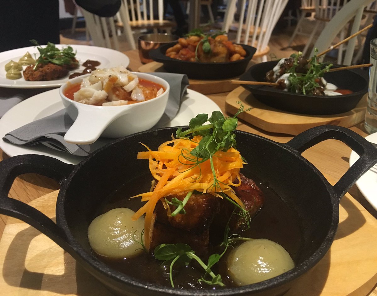 Tonight we tried @Corin_onmainst #Bangor - little plates, great for a date. Super service, but puddings let it down!