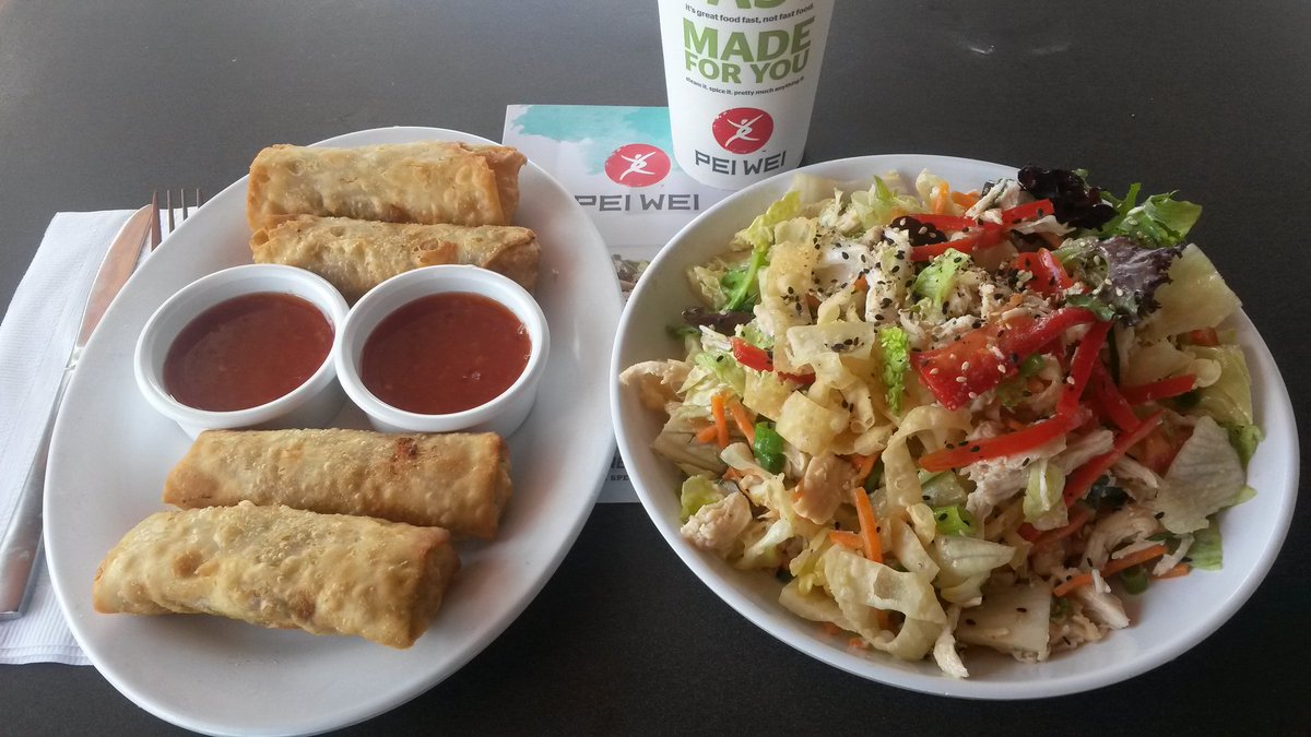 JozsefMajor's tweet photo. I'm back! I love this place. @PeiWei https://t.co/aNTPLbl3dx