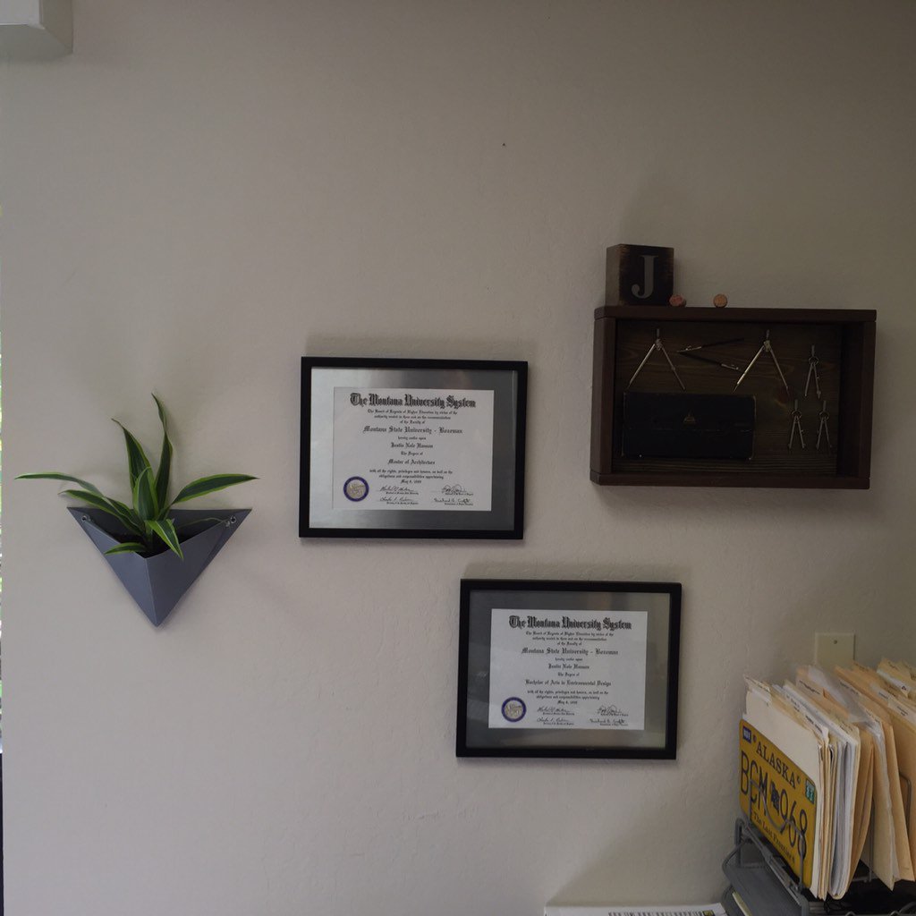 verdeveil's tweet photo. Green up the old office with #origamiwallplanters #interiordesign https://t.co/urgCF4VRMA