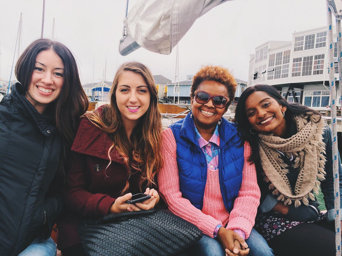 mediamath's tweet image. 🌊 #MediaMath goes sailing 🛥 in the San Francisco Bay with @Oracle! #MathletesRule