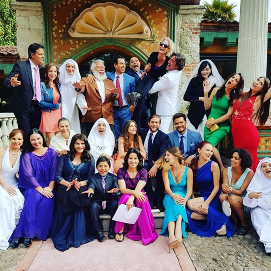 ¡La familia de #CaminoDestino está lista! ¿Y tú #WestCoast? 📷: <a href="/AranzaCarreiro/">Aranza Carreiro</a>