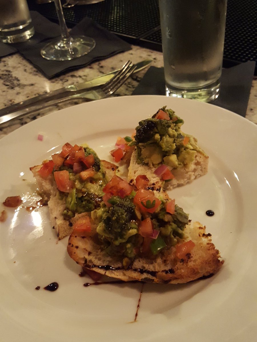 Larkie61Mike's tweet photo. #perfecttoast @TheDanOMalley @AlfieCoy some delicious avocado toast at 940's in downtown #Denton! https://t.co/GVx6qO2hZe