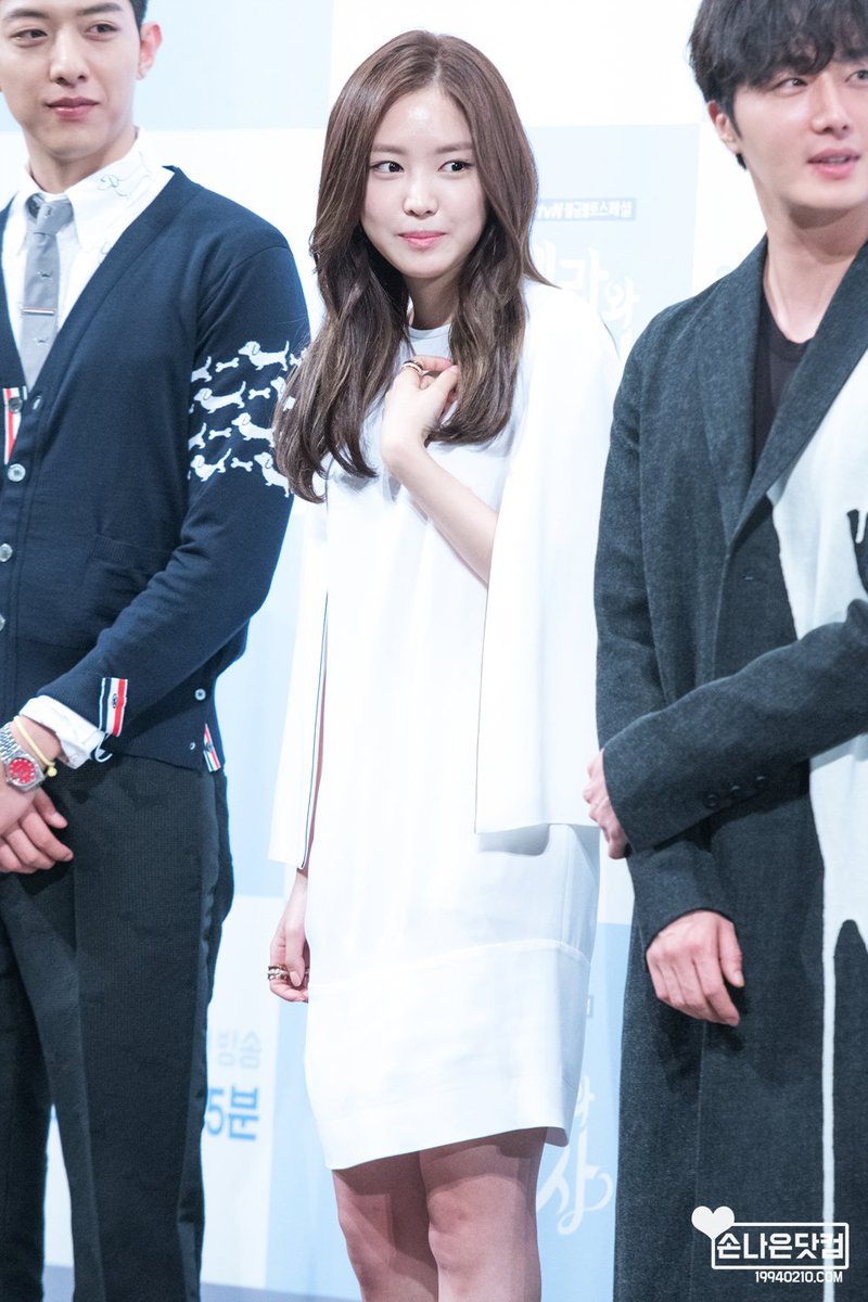 sonnaeun_com tweet picture