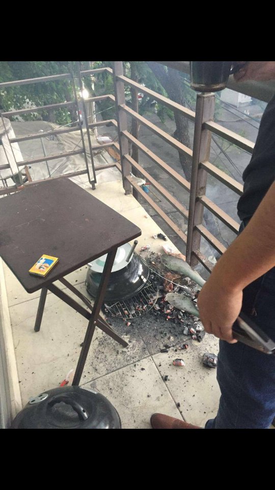 JamesLCOR's tweet image. :'v justo en el corazon Regio 💔