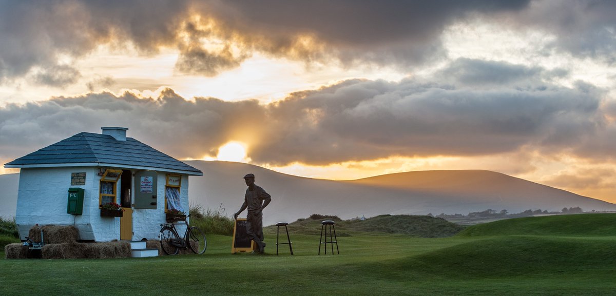 melmaclaine's tweet image. Stunning sunset at @watervillelinks with @CarrGolfTravel for #FatherSonGolf @MattGinellaGC