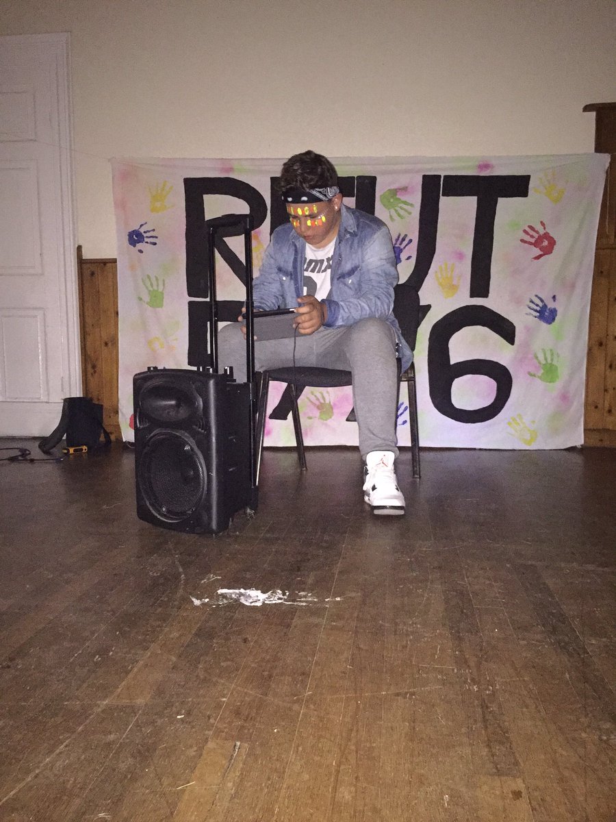 Reut5776 tweet media