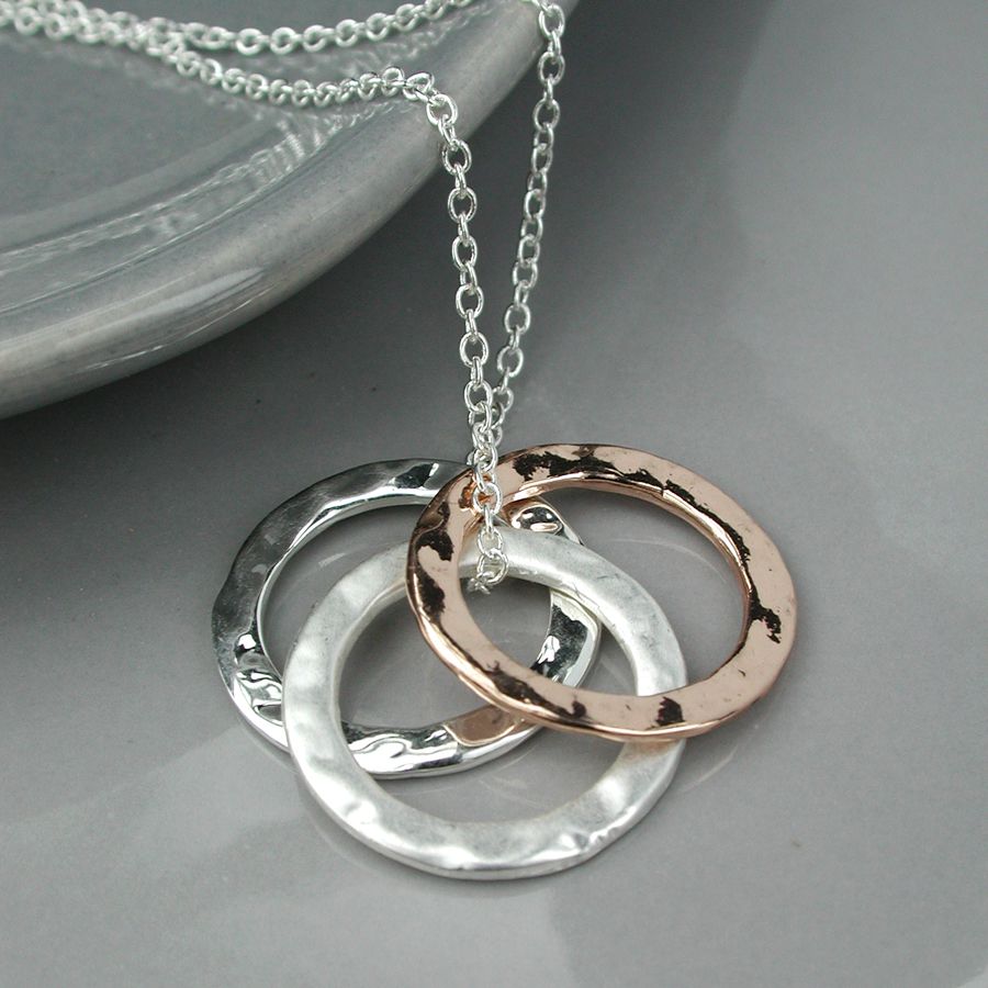 Shopafrolics's tweet photo. Triple circle rose gold and silver plated necklace - £9.99

https://t.co/proyE12hKG

#eshopsuk #fashionhouruk #kprs https://t.co/DJhNsCiZs8