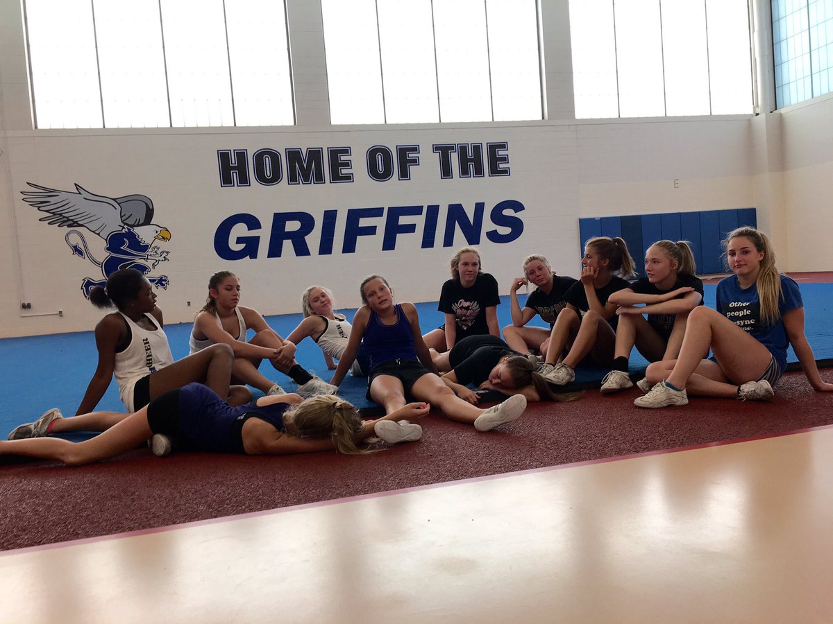 CoachhRachael's tweet photo. Really wishing the field house had AC... #ForeverSweating https://t.co/Q1wkMlrByX