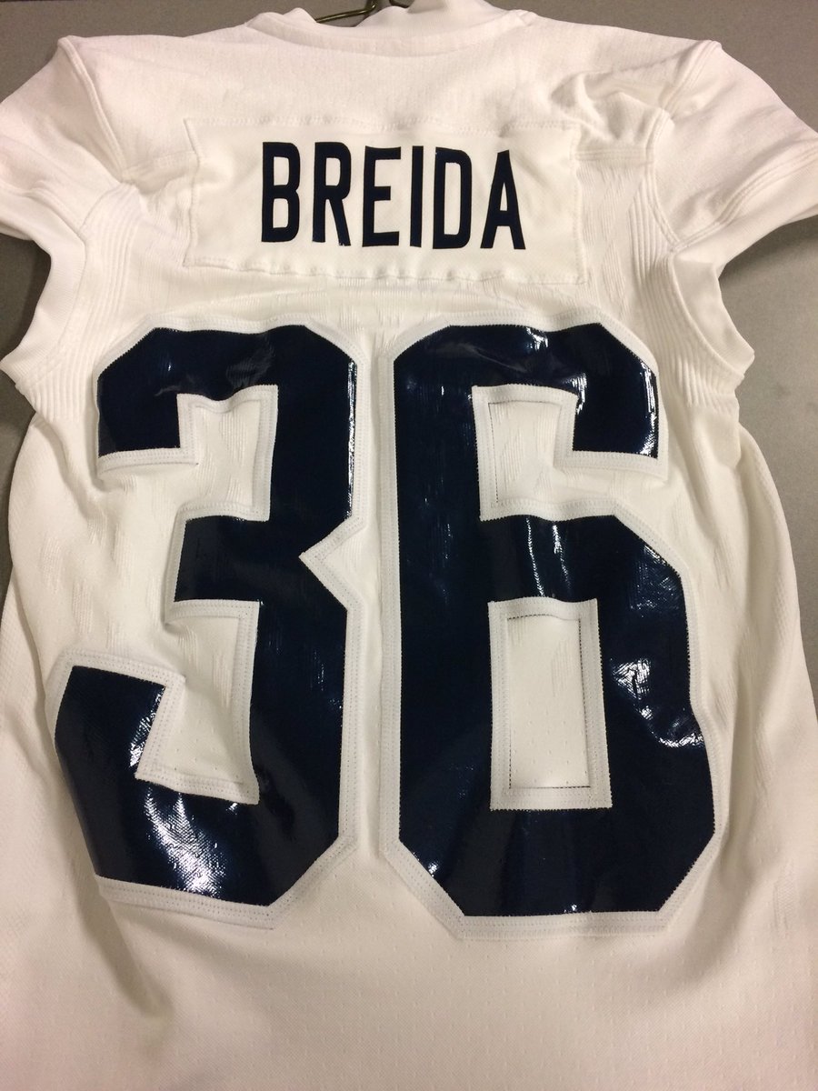 GSFB_equipment's tweet photo. New road jersey #swoop16 #borobuilt #GoEagles
@GSAthletics_FB @GATALifestyle https://t.co/9PhD9by3r4