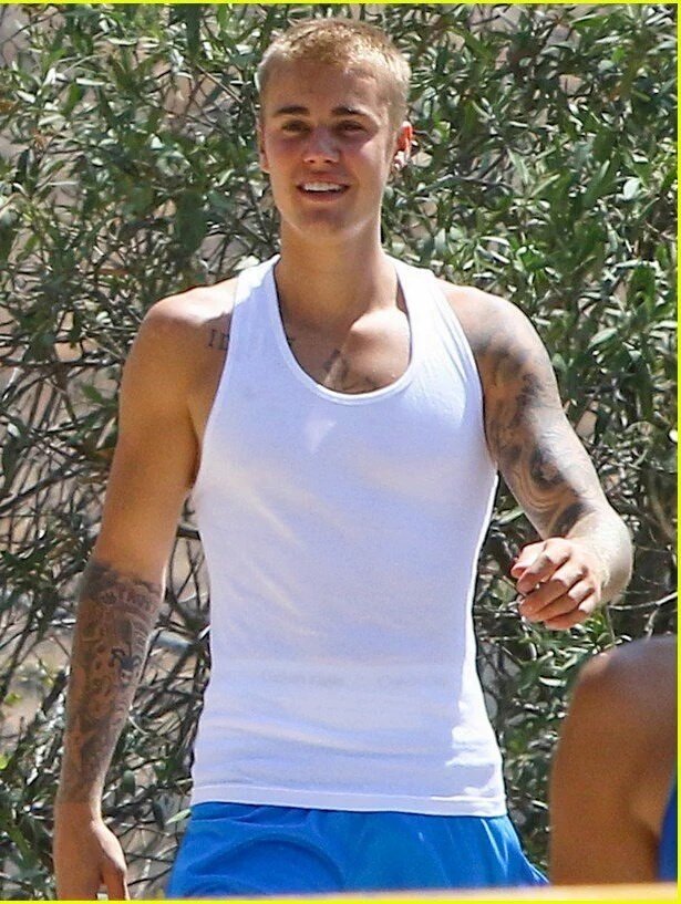 Novo23k's tweet photo. SE O JUSTIN PERDER LEMBRE-SE QUE VC VIU ESSE TWEET IGNOROU E NÃO DEU RT PARA VOTAR!
#MPN #JUSTINBIEBER https://t.co/wZLDMp4Dto
