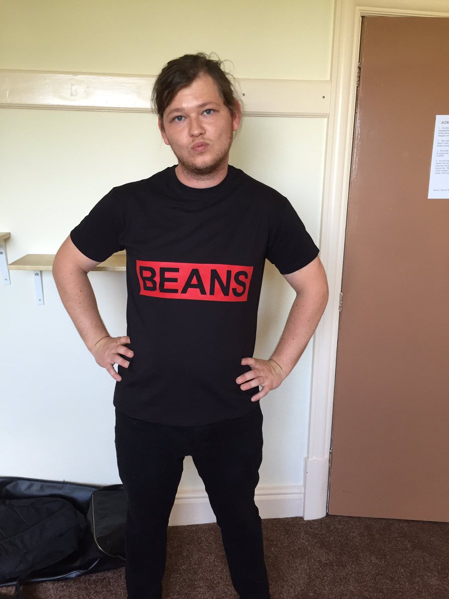 SJLtw's tweet photo. @cainejw1 loves his #BeansTee https://t.co/H10q5N9XOA