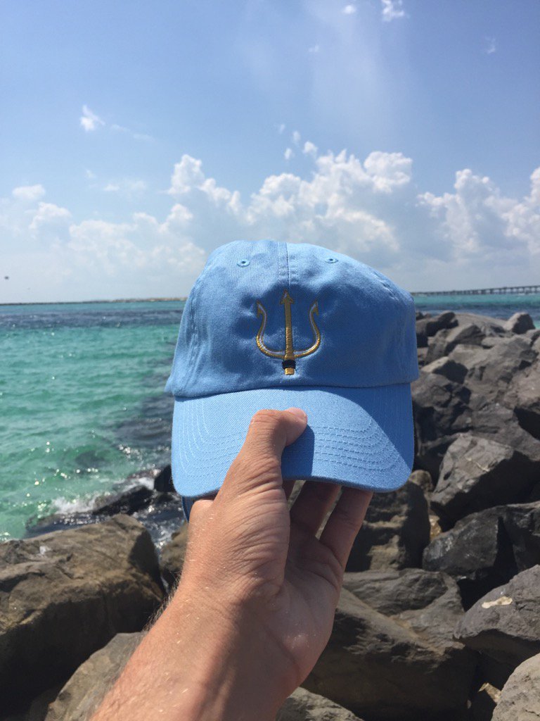 GulfsideThreads's tweet photo. Make everyday a beach day🏊🏻 #goodtimestightlines https://t.co/nN2cFBwD7J