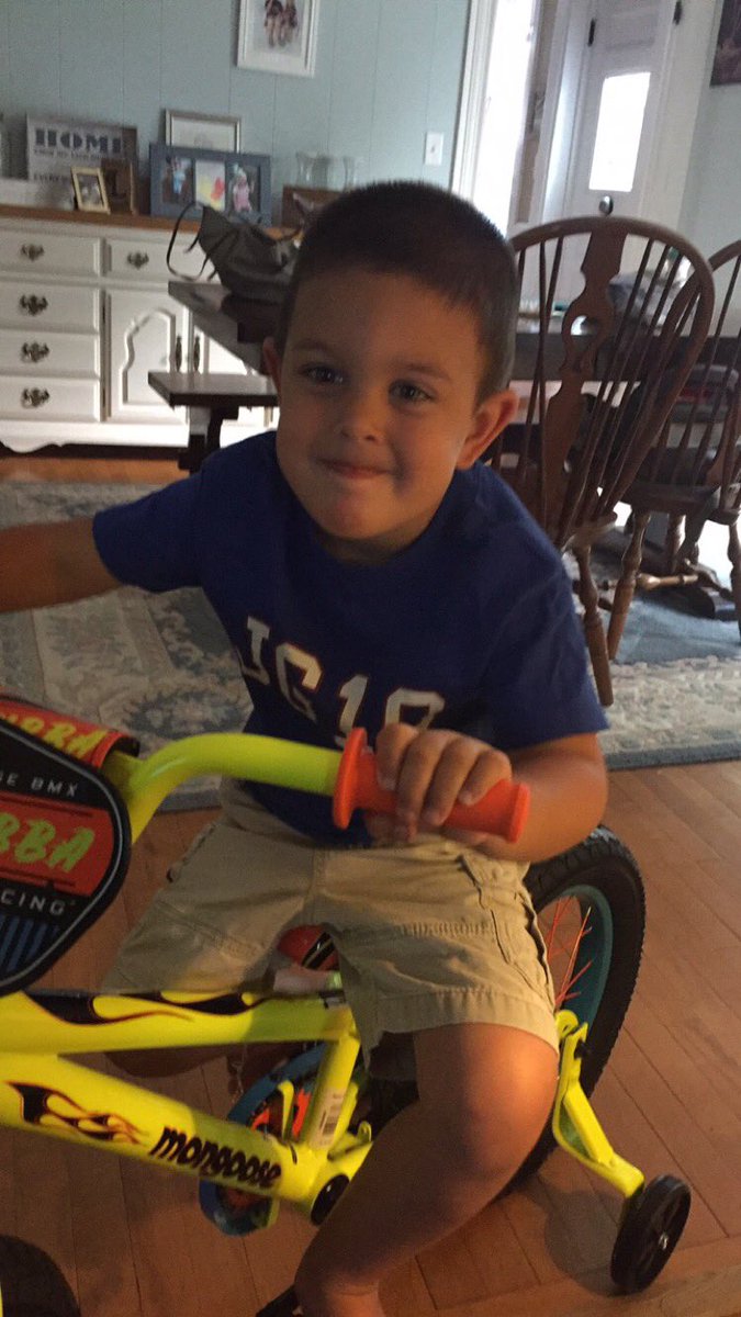 mathrules1982's tweet image. Happy third birthday to the sweet boy who made me a mom! ❤️❤️❤️