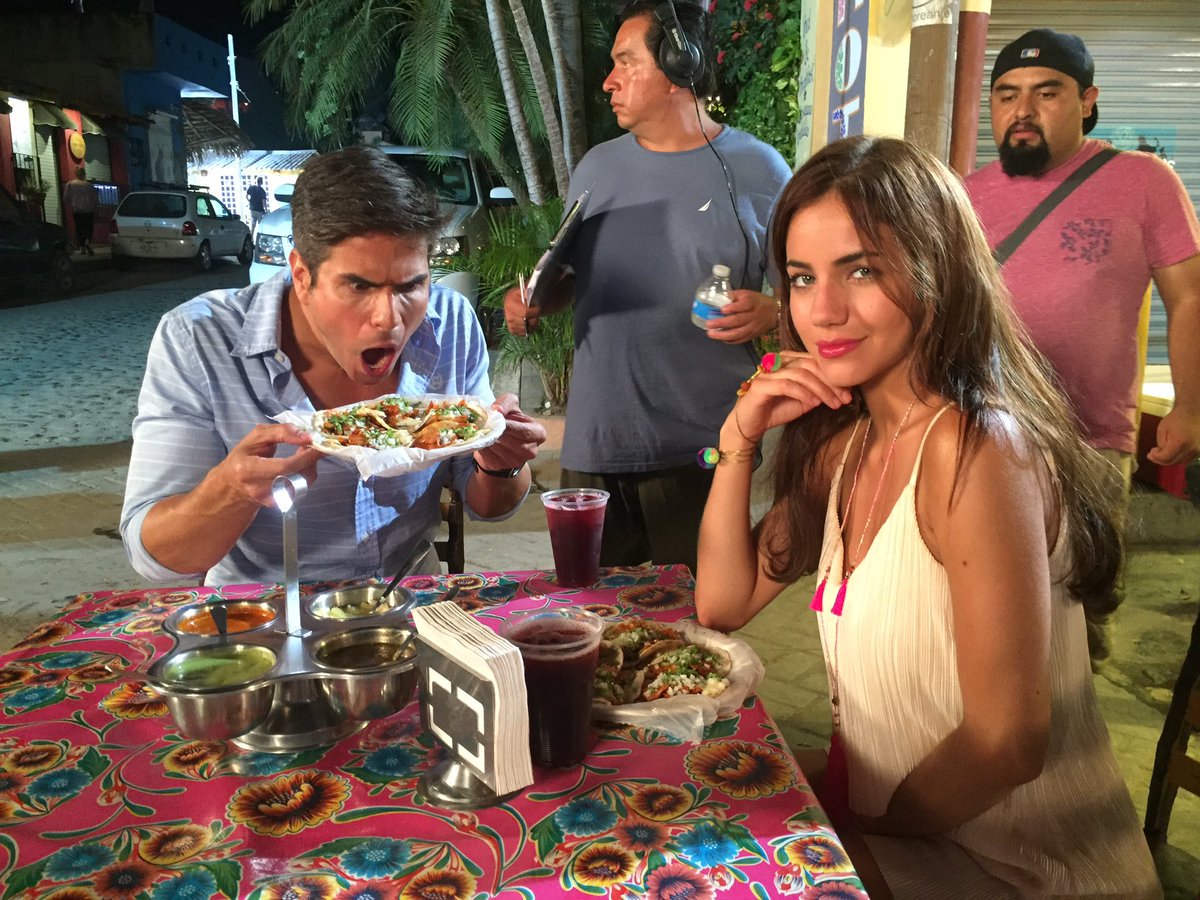 DaniArenasPeru's tweet photo. Los adorooo a #MaiaYPablo  @DanArenas @elavelden  #DespertarContigo hoy estuvo buenisimo el capitulo 3 https://t.co/39nU37NZY4