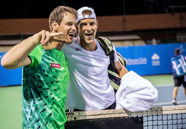 TiliaSloOpen's tweet photo. @TiliaSloOpen fantastic suprise at doubles
Kavčič, Rola (SLO) - Cerretani, Oswald (USA, AVT/1) 6:1, 7:5 https://t.co/T2edLTEyo4