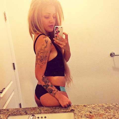 bosnianbabe89 tweet picture