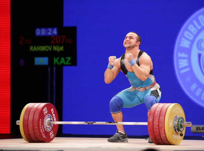 Ниджат Рахимов — олимпийский чемпион по тяжелой атлетике до 77 кг!

Поздравляем Казахстан с первым золотом #Rio2016!