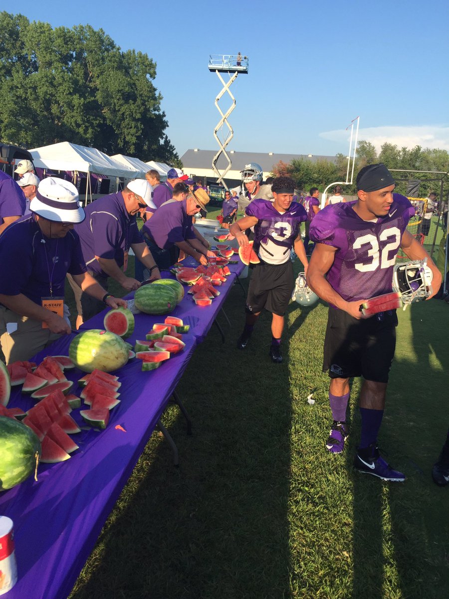 KStateFB's tweet photo. Post practice watermelon feed 🍉🏈 #KStateFB https://t.co/C1knLrsful
