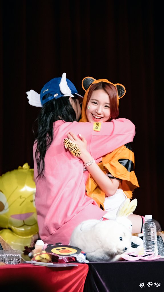 [트와이스] 아기맹수와 사랑에 빠진 토끼 | 인스티즈