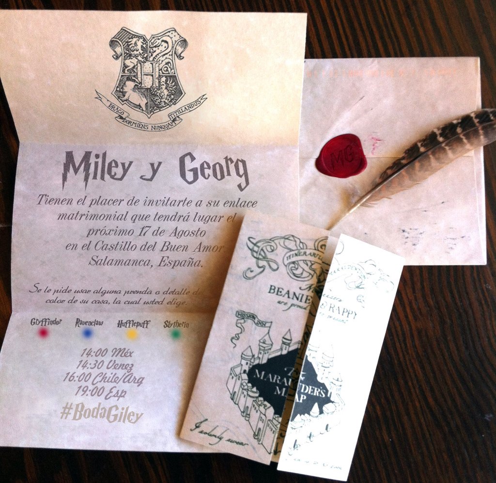 MileyCyrxsb's tweet photo. @_Victory21 Hola, Georg y yo te invitamos a nuestra boda #Giley
Ojalá puedas acompañarnos. ¡Te esperamos! https://t.co/btHYPn5B6b