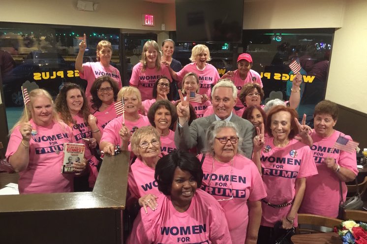 scottisbell_'s tweet photo. These women on the #trumptrain all bought #beautifulintelligence pls do the same https://t.co/9s1DfhDWLf @iNTeLL_ rt https://t.co/PVDUzahGpE