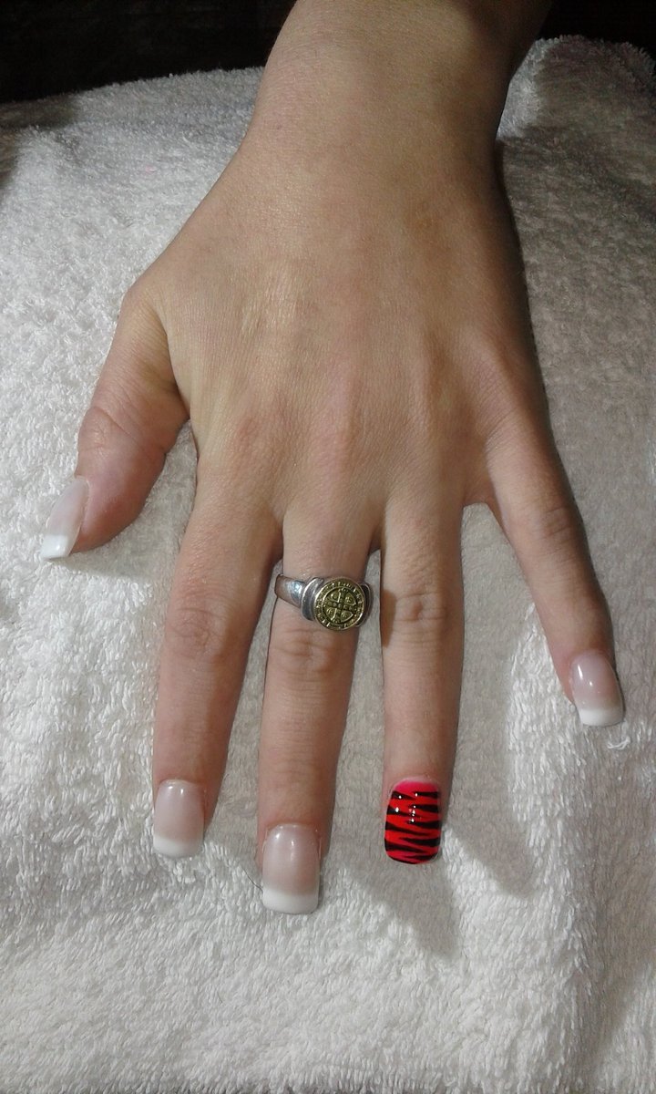 NailsBAdreams's tweet photo. #nails #nailart #beautifulnails #uñasgel #nailszebra https://t.co/Tc0cDyi7pA
