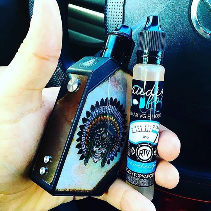 vapekarmashop's tweet photo. 📸 by @chubby_nigga1
・・・
Small hand check
#vapenation #vapelife #audiofog ... #vapor #notblowingsmoke #subohm https://t.co/HCvTkgULvx