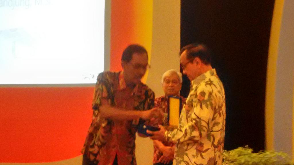 iwencold's tweet photo. pekan inovasi sains dan teknologi @BalitbangPU #sainsteklitbang https://t.co/ntF3o5Kelp