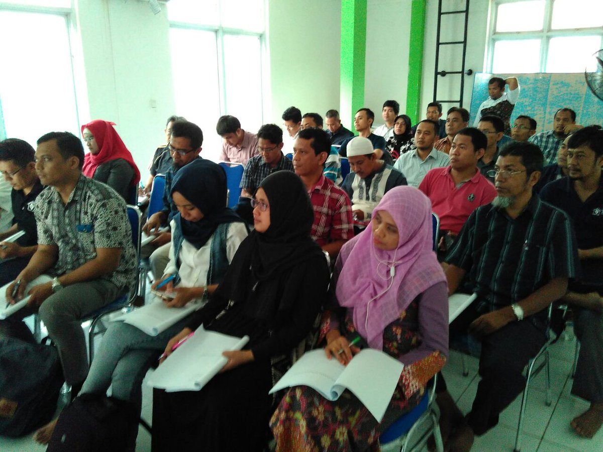 Wow, pesertanya penuh lho... hebat memang <a href="/TdaClubProperty/">TDA PROPERTY</a> <a href="/TDAdepok/">TDA Depok</a> <a href="/TanganDiAtas/">Komunitas Pengusaha Tangan Di Atas (TDA)</a>