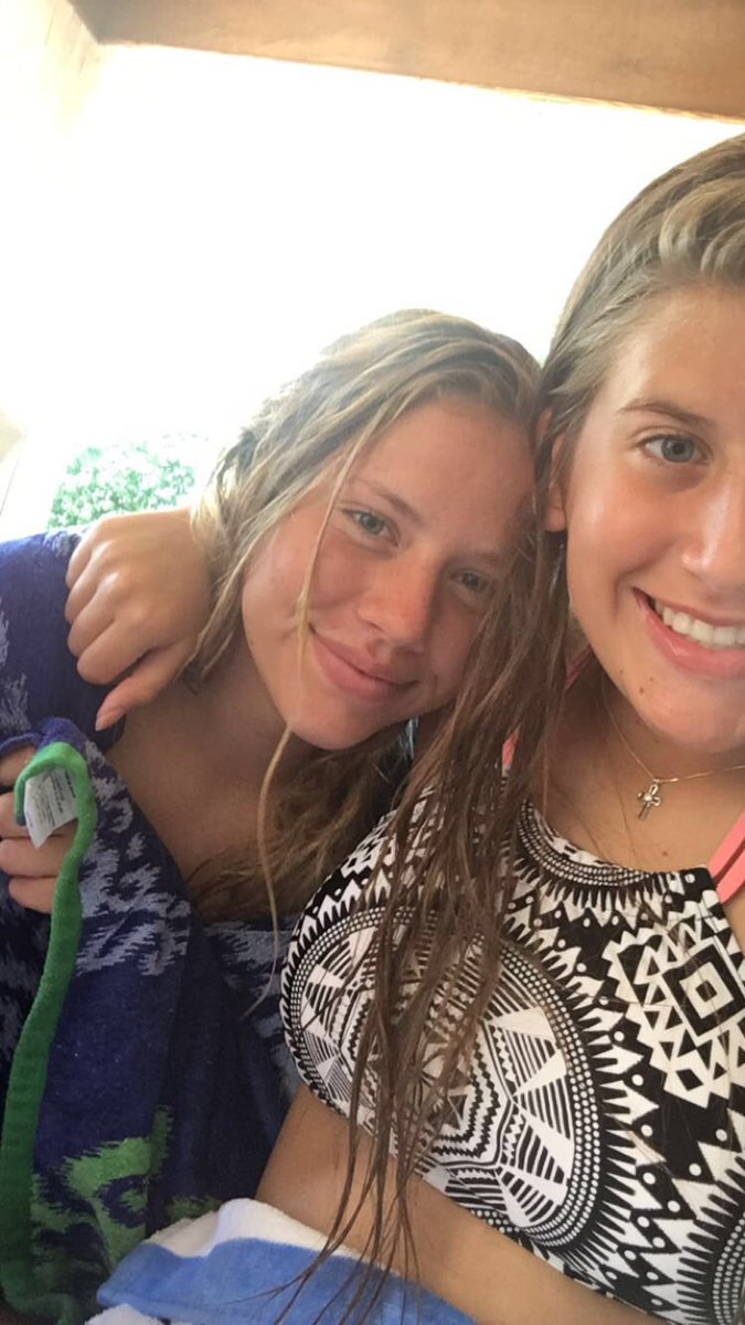 maryziperman's tweet photo. HAPPY BIRTHDAY LORENZA!!!! love you so much, i hope you had an amazing day #sweet16 #gangang 💗💯🤑👅 https://t.co/JUDoRNwpKT