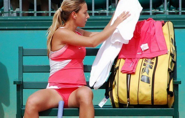 TheCuteQuotes4U's tweet photo. We love women's sports https://t.co/23FNqq8ttM https://t.co/Qvxcks3Nf6