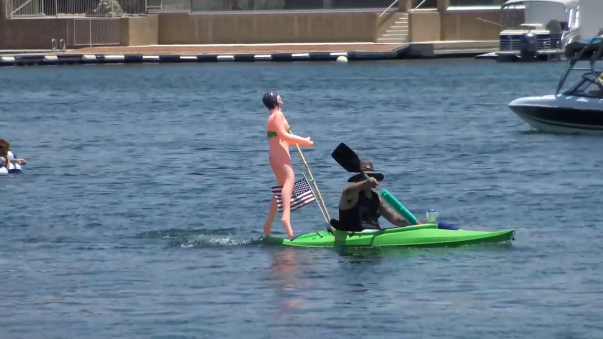 B17_bobo's tweet photo. Catch ya boy on YouTube πΉπΉπΉ I'm dead #hornyhillary #kayak #parkerfloat https://t.co/dlV5ZXAuhy