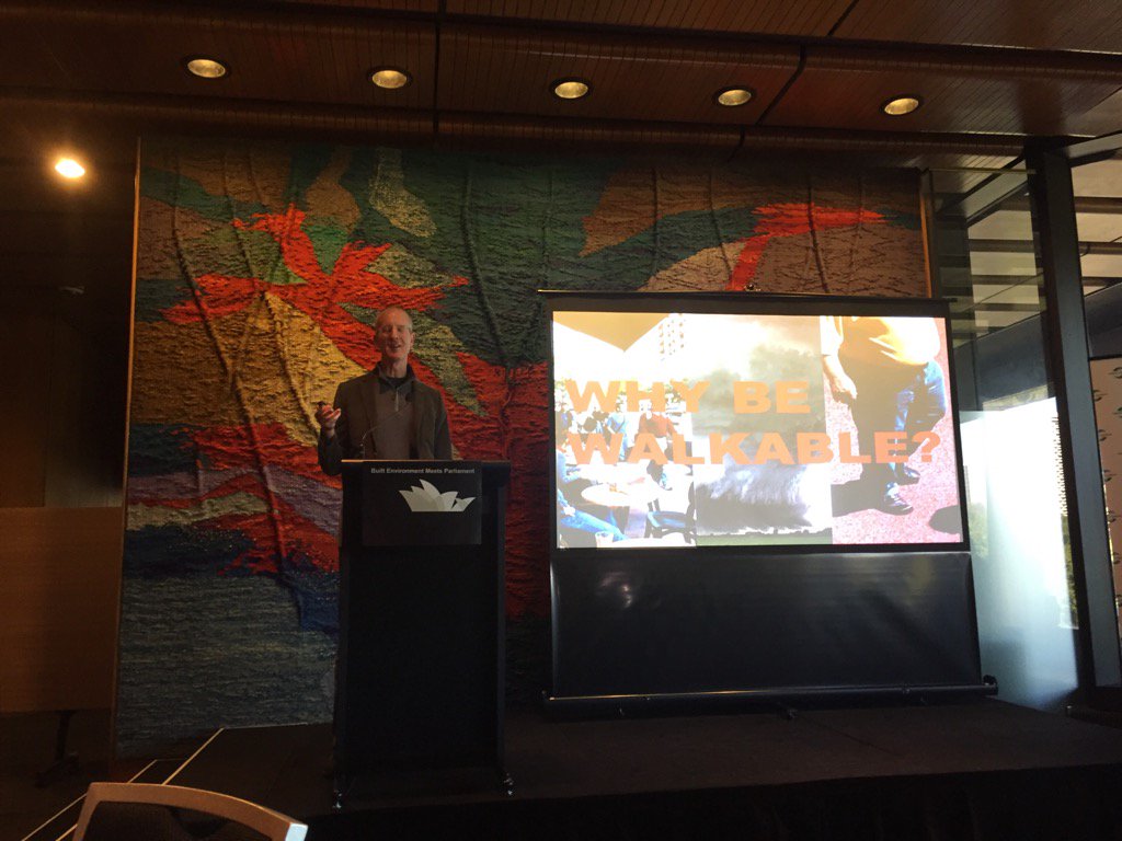 AndrewMather7's tweet photo. @JeffSpeckAICP gives interesting talk on walkable Cities at #BEMPNSW https://t.co/ouYmjsowvk