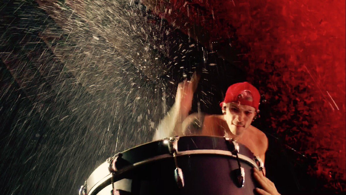 _VOIDLIFE's tweet image. Josh is pretty. #MSGRoadshow