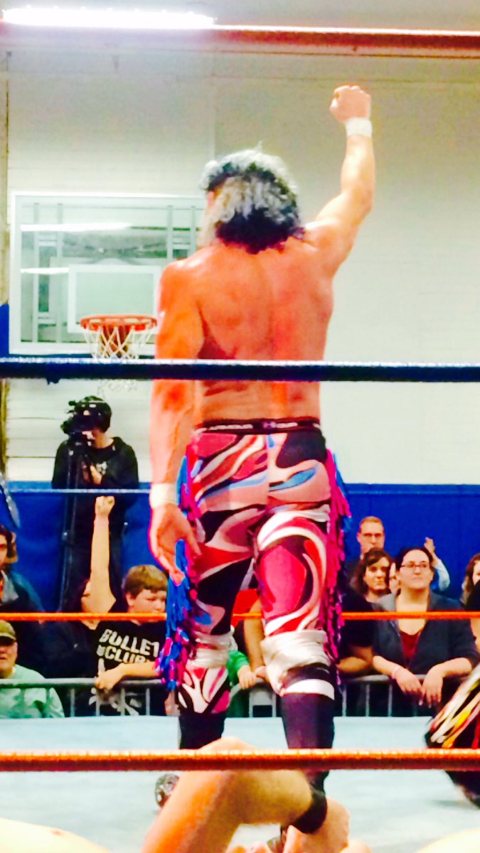 jacenes22's tweet photo. @KennyOmegamanX .. Your fans from @2CW are behind you Kenny.. #NothingLeftToClean #DoItForTheYoungBucks #2Sets https://t.co/SVHvxWqQxi